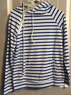 Soto Lifestyle Women’s Hoodie Drawstring Pockets White Blue & Gray Small NIP NEW